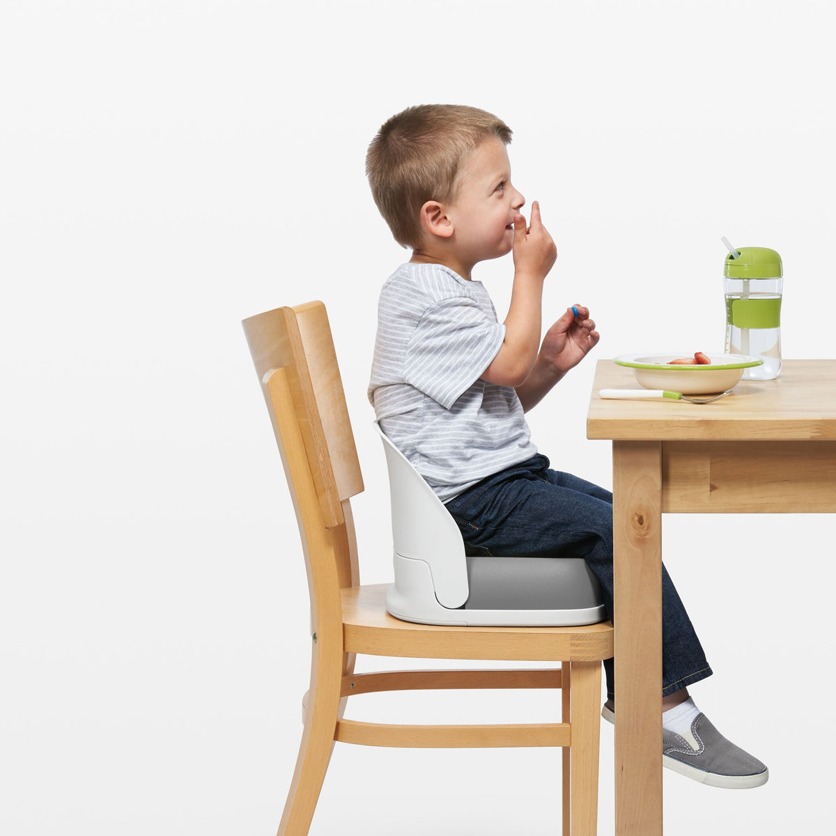 perch-booster-seat-with-straps-z3 tot_6394300_3a.jpg