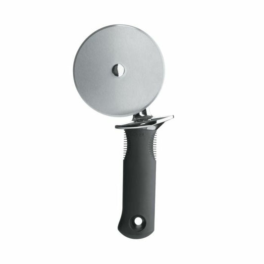 oxo-good-grips-4-pizza-wheel-x8 26681.jpg