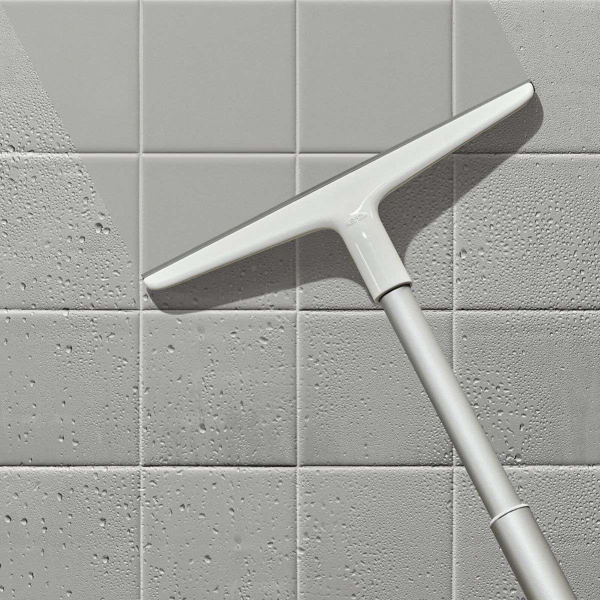 aluminum-extendable-squeegee-q4 gg_12397900_aluminumextsqueegee_pdp_02.jpeg