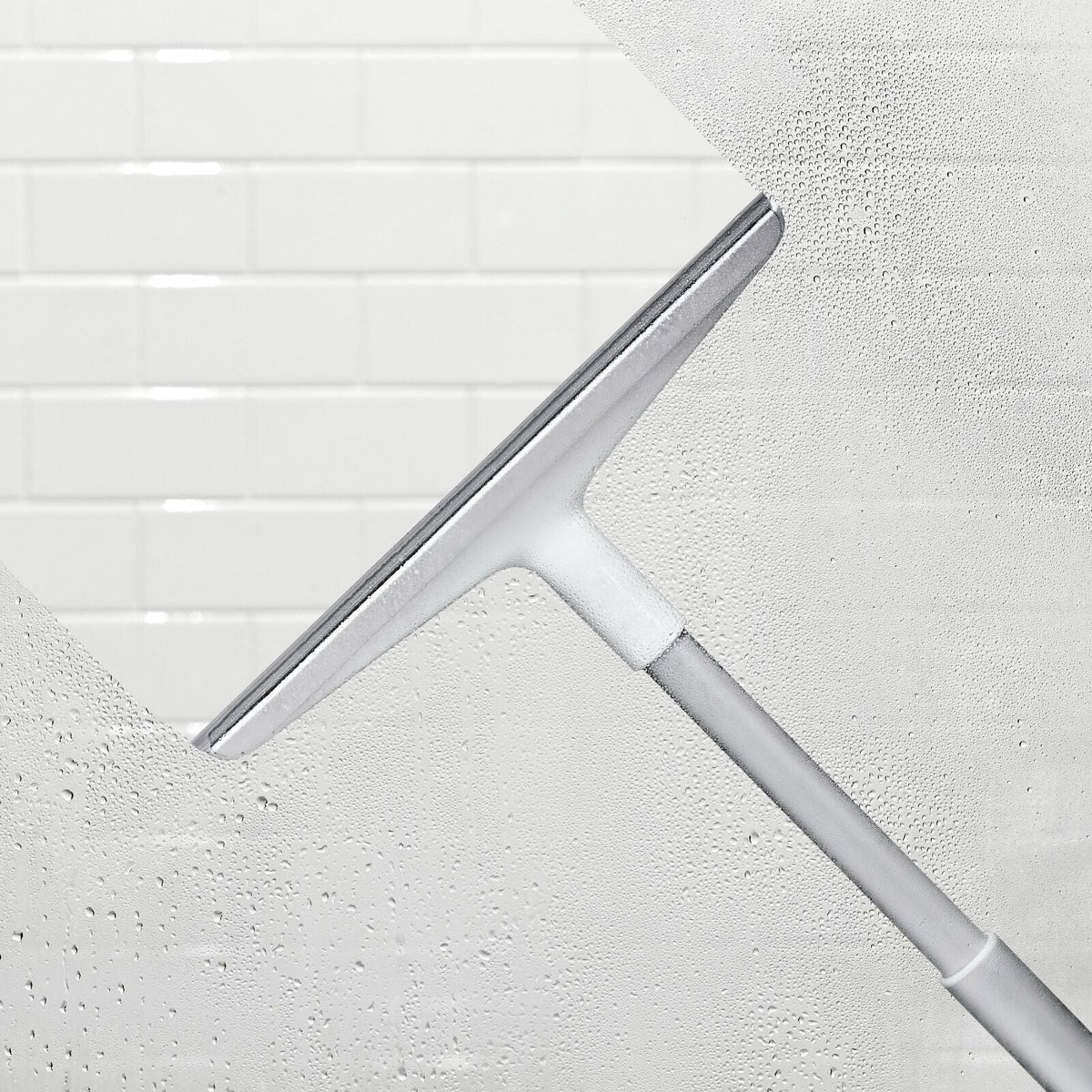 aluminum-extendable-squeegee-q4 gg_12397900_aluminumextsqueegee_pdp_04.jpeg